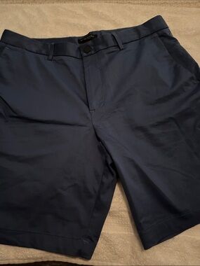Banana Republic Aiden Short